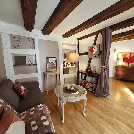 Maison Cliquot - Appartements Colmar Centre Exterior photo